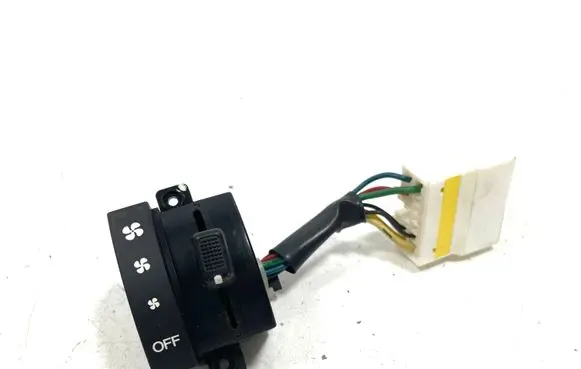 KIA Sorento Air circulation switch 