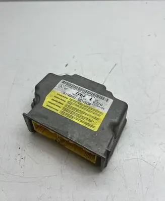 Mercedes-Benz A W169 Airbag control unit/module A1698206726