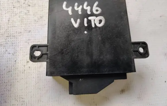 Mercedes-Benz Vito Viano W638 Other control units/modules 6384460017 898814000