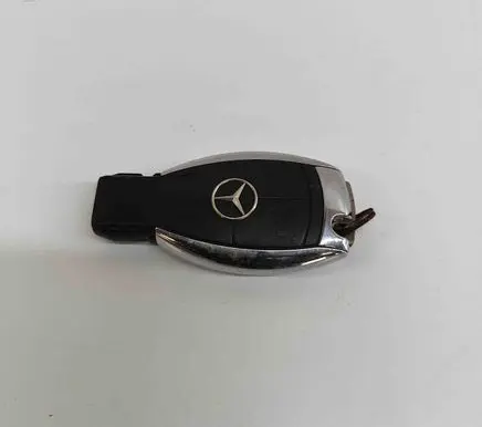 Mercedes-Benz ML W164 Ignition key/card A0007669606