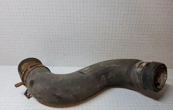 Toyota Avensis T250 Engine coolant pipe/hose