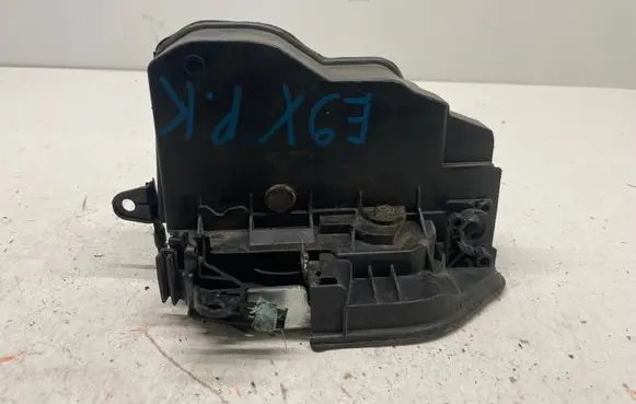 BMW 5 E60 E61 Front door lock 7229461 A053702