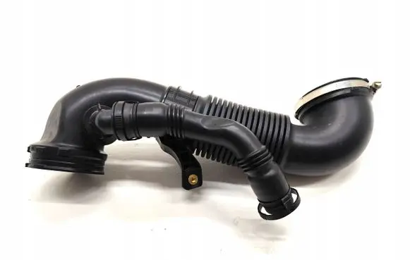Land Rover Discovery Sport Air intake hose/pipe LR139650