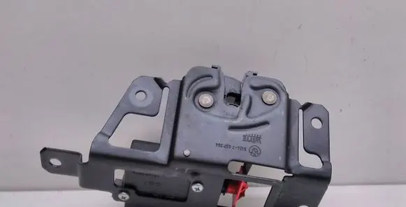 BMW X3 E83 Tailgate/trunk/boot lock/catch/latch 7057364 51247057364