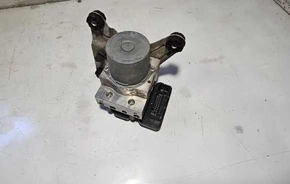 BMW 5 F10 F11 ABS Pump 269587 6856841