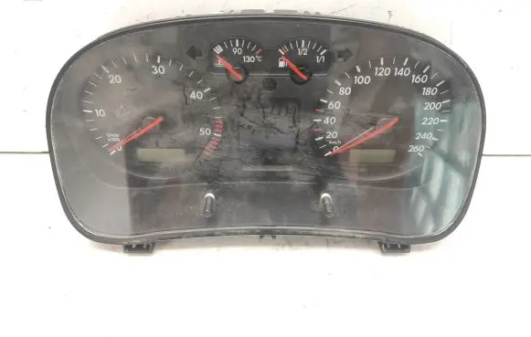 Volkswagen Golf IV Speedometer (instrument cluster) 1J0920826C 110080131