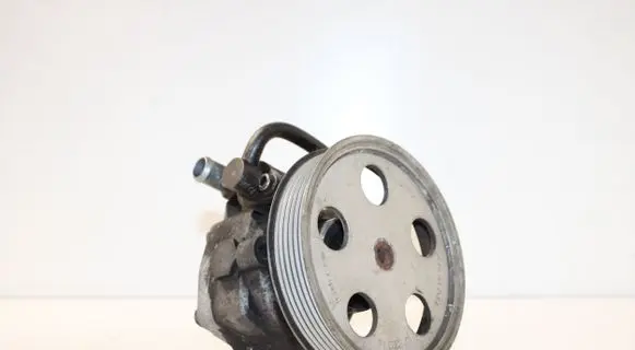 Audi A4 S4 B8 8K Power steering pump 8K0145153F