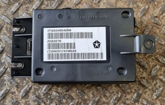 Dodge Challenger Air conditioning/heating control unit 68340540AB P68340540AB