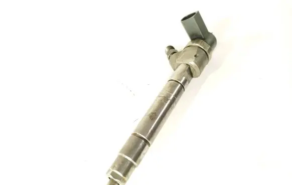 Chrysler PT Cruiser Fuel injector A6110701787