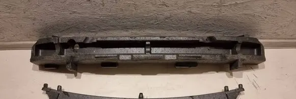 Nissan Qashqai Front bumper foam support bar 62090HV00A