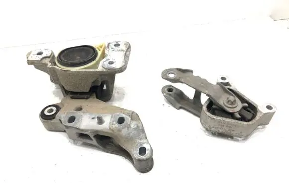 Mercedes-Benz Vito Viano W447 Engine mount vacuum valve 