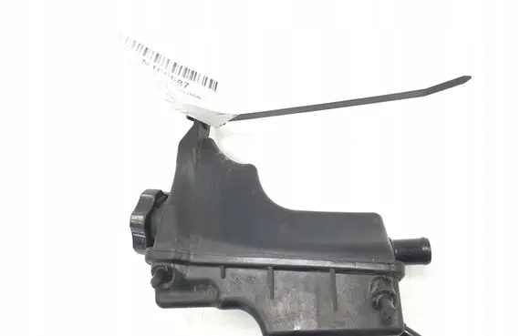 Chevrolet Orlando Power steering fluid tank/reservoir 13331244