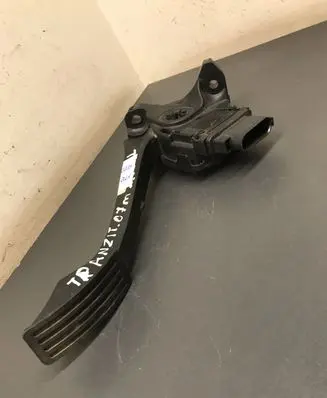 Ford Transit Accelerator throttle pedal 6C119F836CC