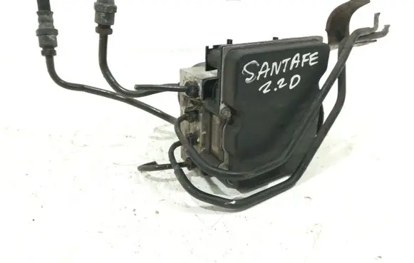 Hyundai Santa Fe ABS Pump 589102850