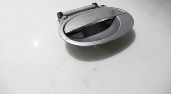 Rear door exterior handle/bracket
