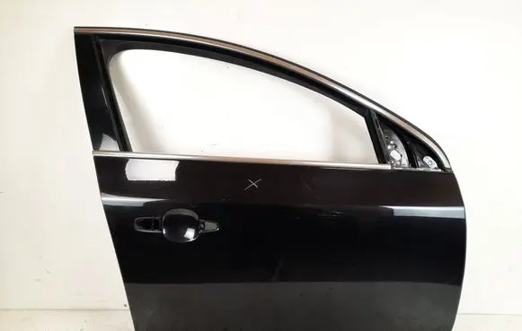 Volvo V60 Front door