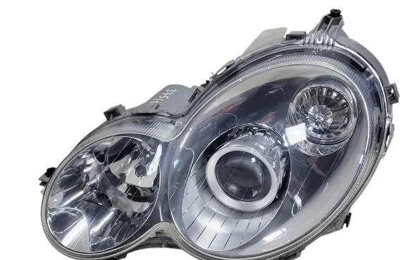 Mercedes-Benz C W203 Headlight/headlamp