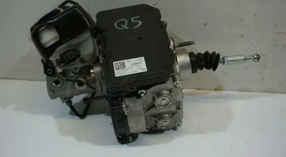Audi Q5 SQ5 Brake booster 
