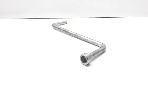 BMW X3 E83 Wheel nut wrench 6758731