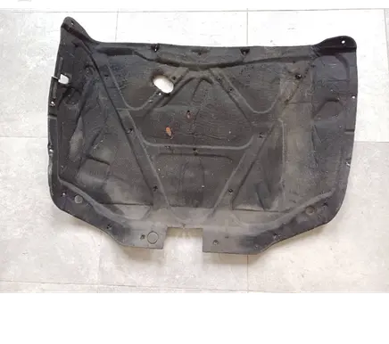 Engine bonnet/hood sound/heat insulation