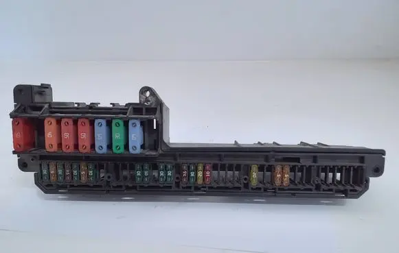 BMW 5 E60 E61 Fuse module 6957330 6951330