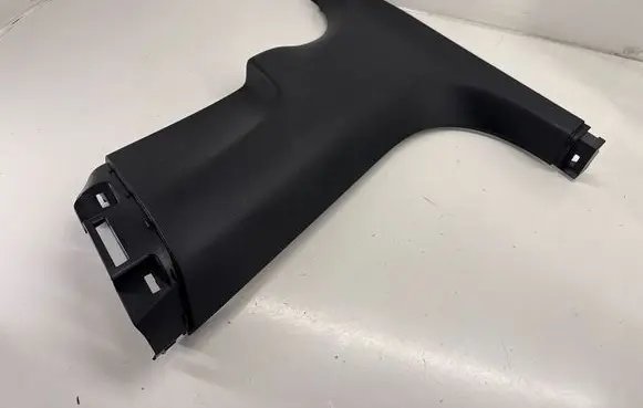 Tesla Model 3 (B) pillar trim (bottom) 108629600L