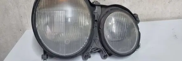 Mercedes-Benz E W210 Headlight/headlamp