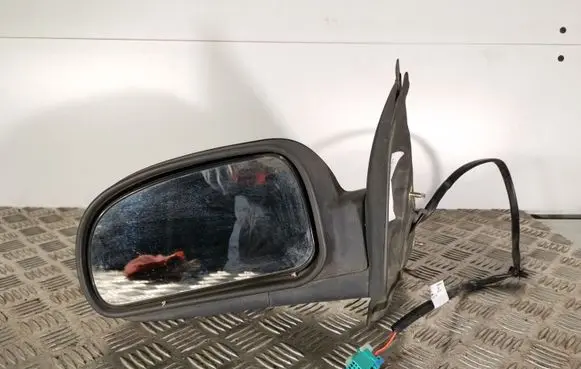 Chevrolet Blazer Front door electric wing mirror