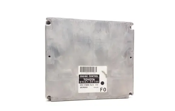 Toyota Corolla Verso AR10 Engine control unit/module 896610F100 MB1758007623