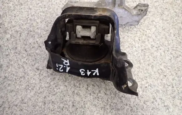 Nissan Micra Air conditioning (A/C) compressor (pump)