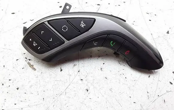 Hyundai i30 Steering wheel buttons/switches 96700A6500RDR R01A 2012423