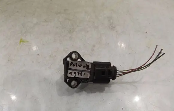 Volkswagen Polo IV 9N3 Turbo air boost pressure sensor 