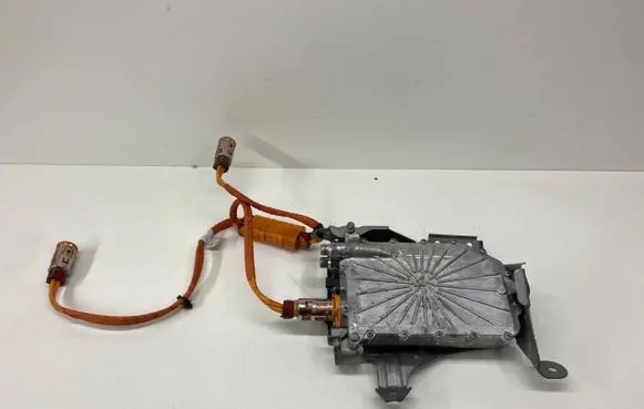 BMW i4 Hybrid/electric vehicle battery fan 5A626B2 5A2DB30
