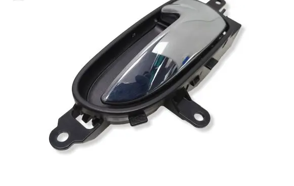 Nissan Leaf II (ZE1) Rear door interior handle trim 