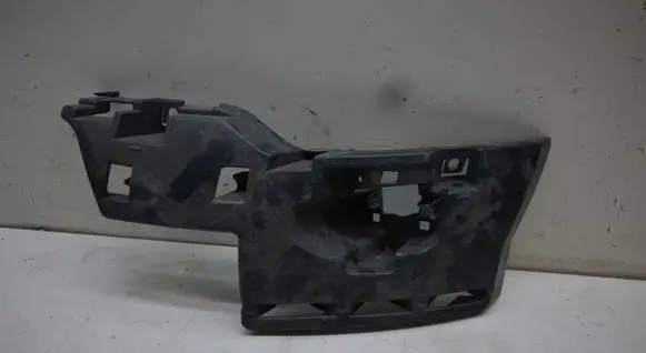 Citroen C5 Front bumper mounting bracket 9681052780