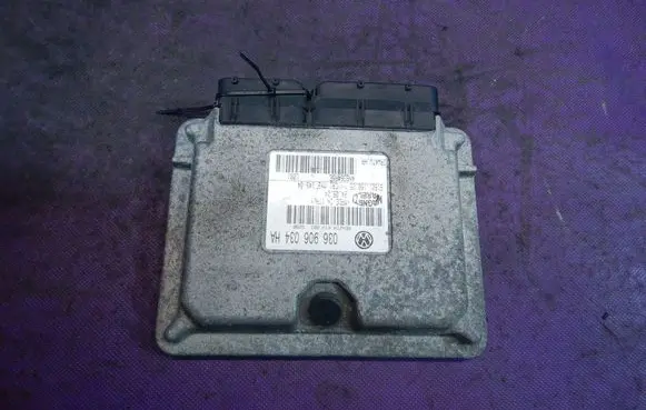 Seat Ibiza III (6L) Engine control unit/module ECU 