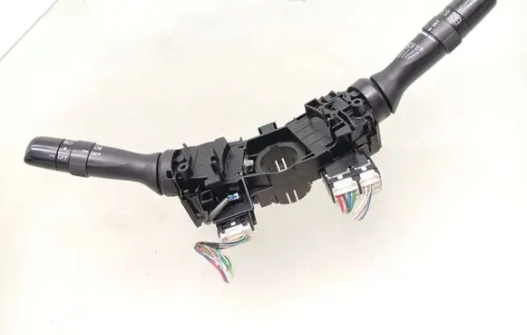 Toyota Auris 150 Wiper turn signal indicator stalk/switch 0241017F243