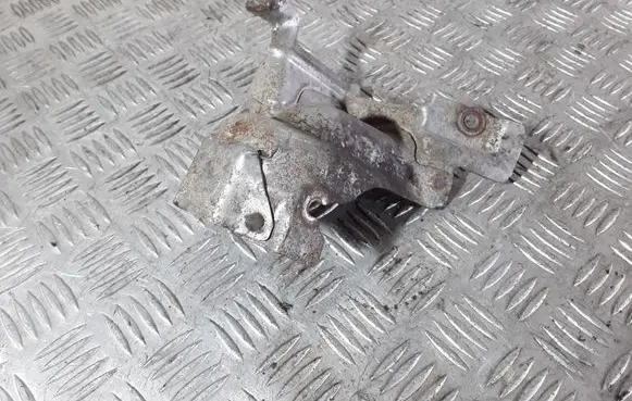 Heat shield in engine bay