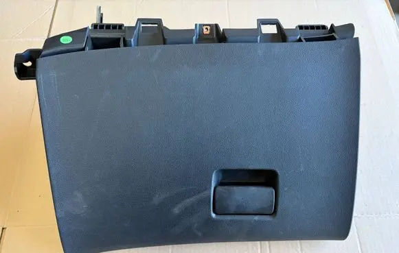 Opel Astra J Glove box 13373796 13262607