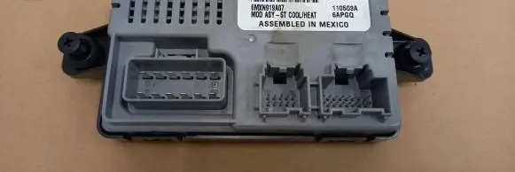 Jaguar XF X250 Seat heating relay 8X2314B663AG 6MXN919A07 110503A