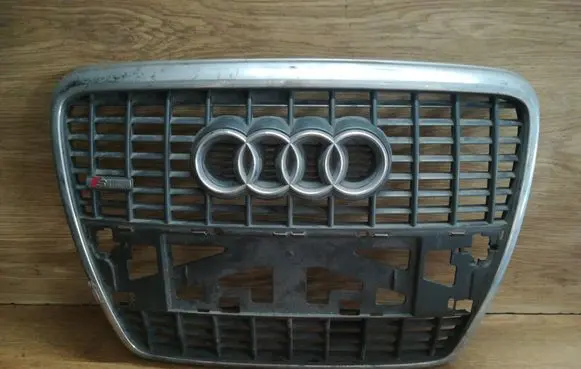 Audi A6 S6 C6 4F Front bumper upper radiator grill 4F0853651L