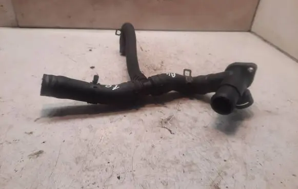 Audi A4 S4 B5 8D Engine coolant pipe/hose 252516