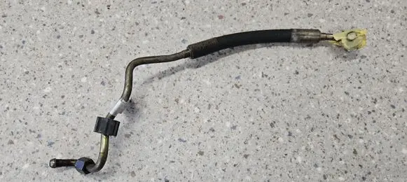 Power steering hose/pipe/line