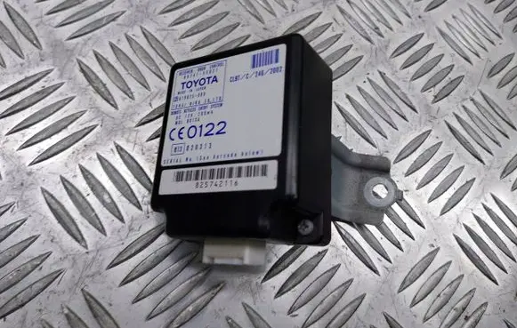 Toyota Yaris Verso Sliding door control unit/module 89741-52021
