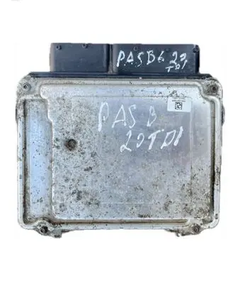 Volkswagen PASSAT B6 Engine control unit/module 03G906021 0281013440