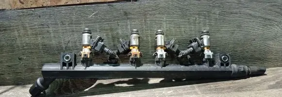 Fuel injectors set