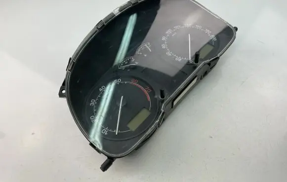 Skoda Octavia Mk1 (1U) Speedometer (instrument cluster) 1U0920800A