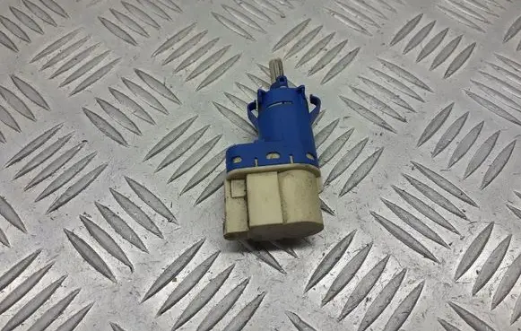 Mazda 3 I Other switches/knobs/shifts 3M5T-9C872-AB