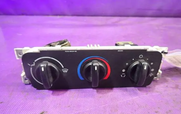 Ford Transit - Tourneo Connect Air conditioning (A/C) switch 
