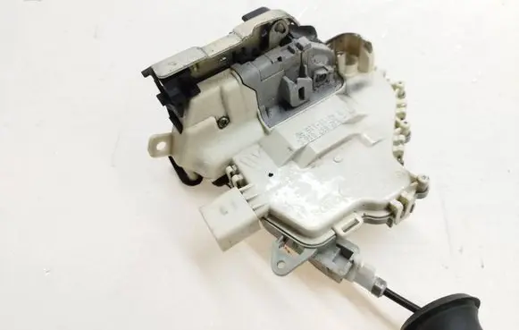 Audi A7 S7 4G Front door lock 8J2837016C
